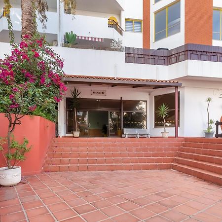 Red Velvet 1 Bdr Flat With Balcony By Lovelystay Portimao Bagian luar foto